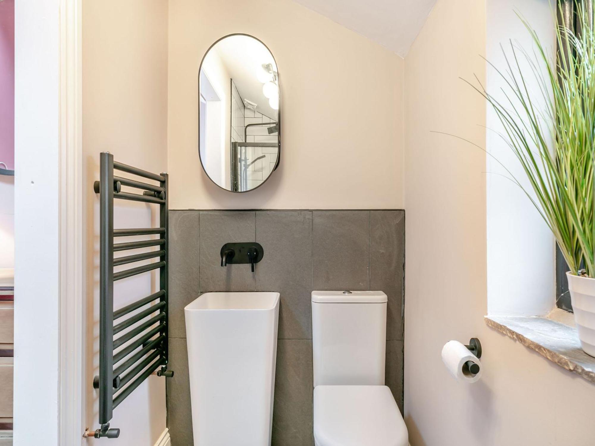 Verona House ไทดส์เวลล์ ภายนอก รูปภาพ